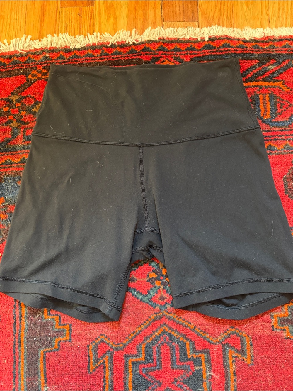 Lululemon black biker shorts